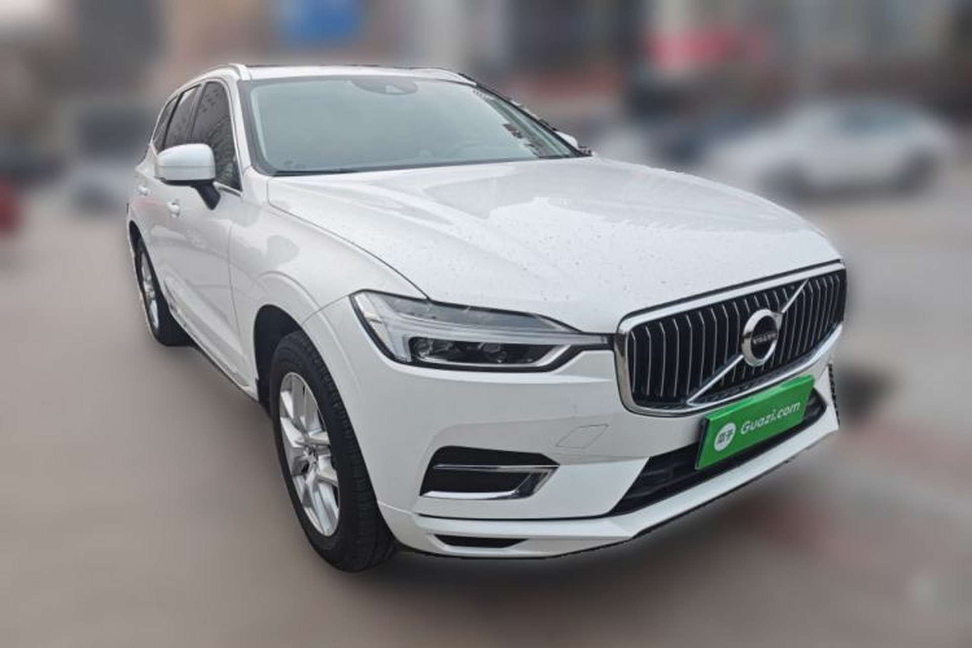 Used Volvo XC60 2020 T5 4x4 Zhiyi Luxury Edition Front Right 45 Deg