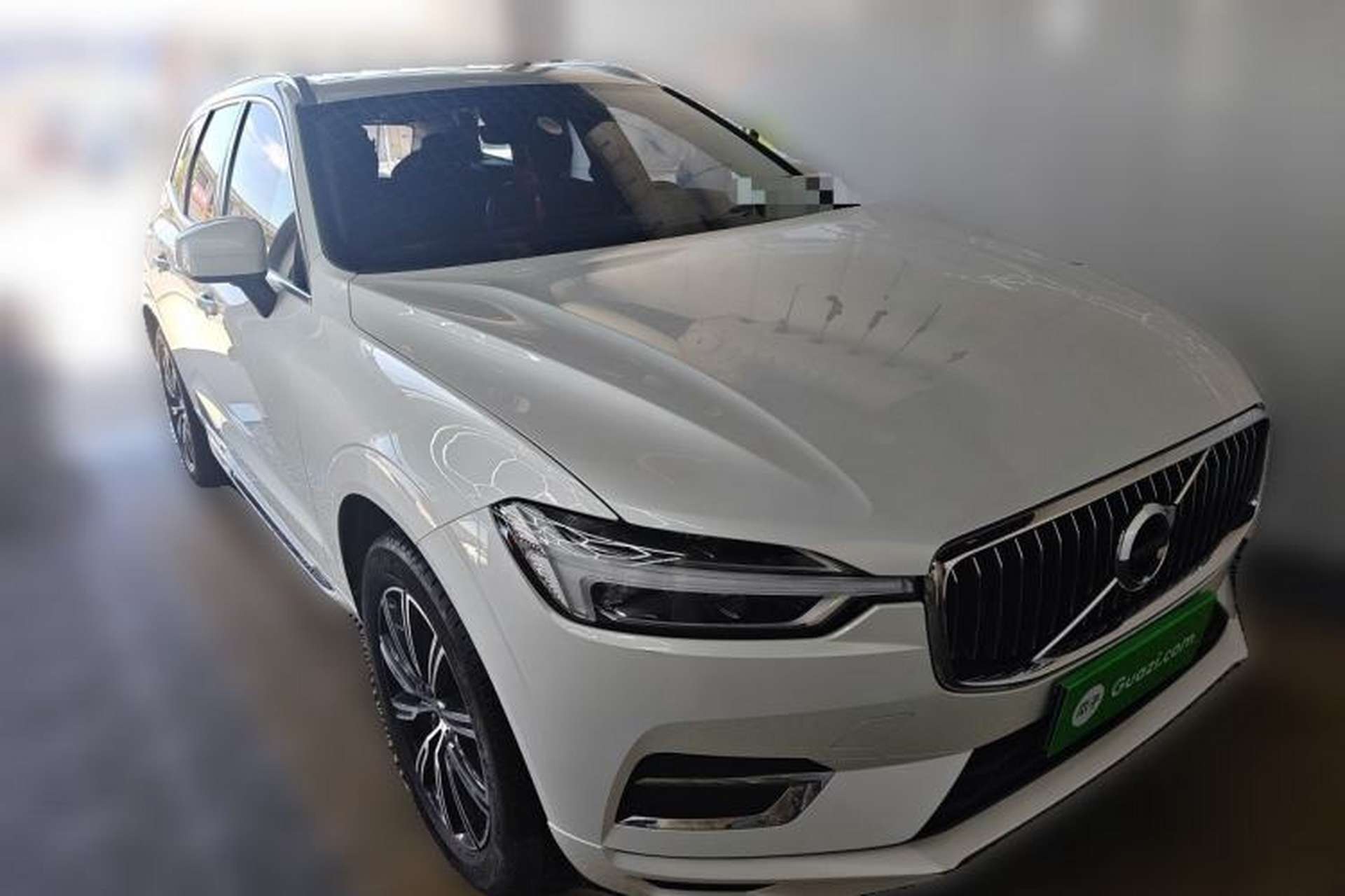 Used Volvo XC60 2020 T5 4x4 Smart Luxury Edition Front Right 45 Deg