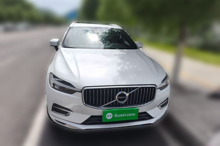 Used Volvo XC60 2020 T5 4x4 Smart Luxury Edition Front