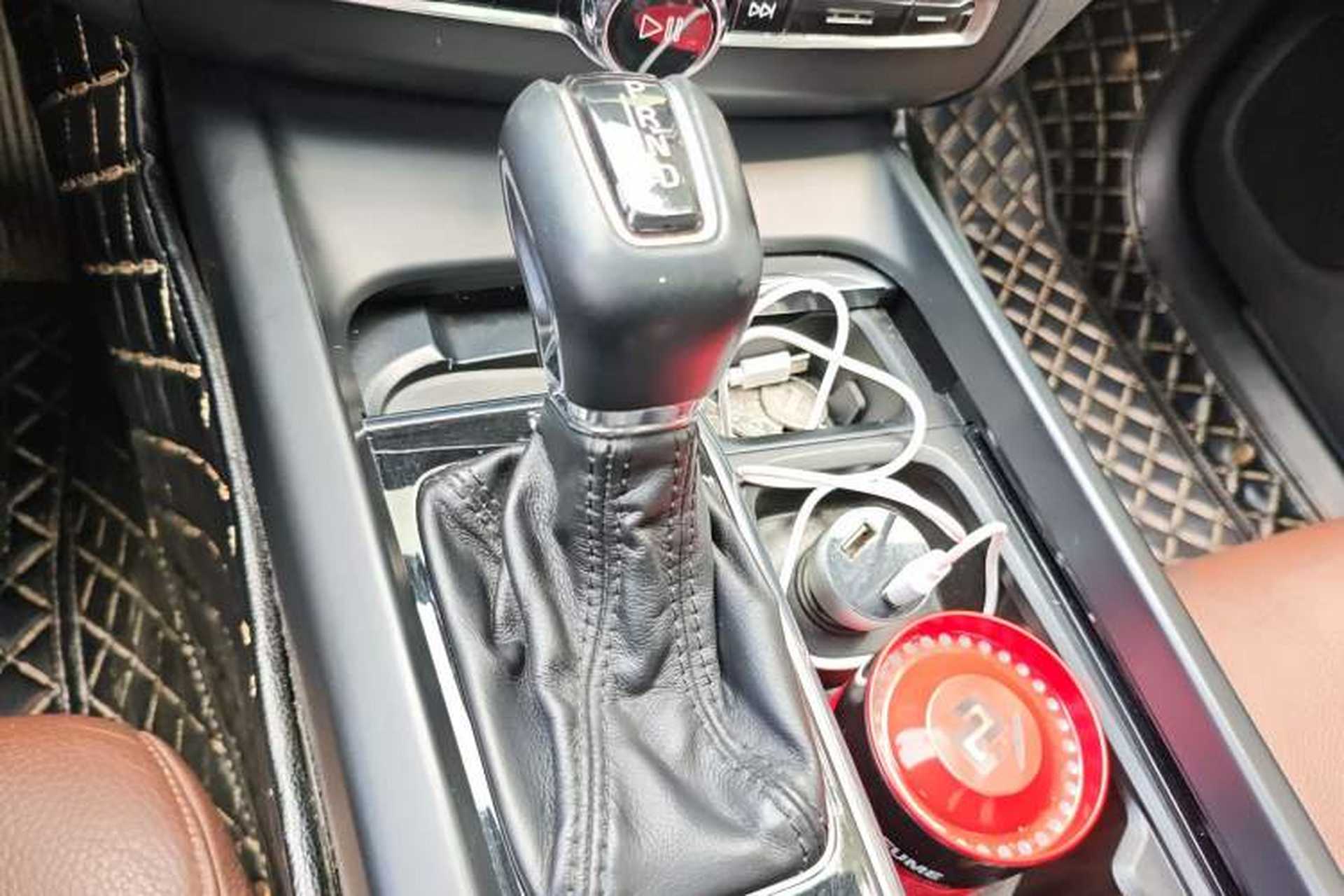 Used Volvo XC60 2020 T5 4x4 Zhiyi Luxury Edition Gear Lever