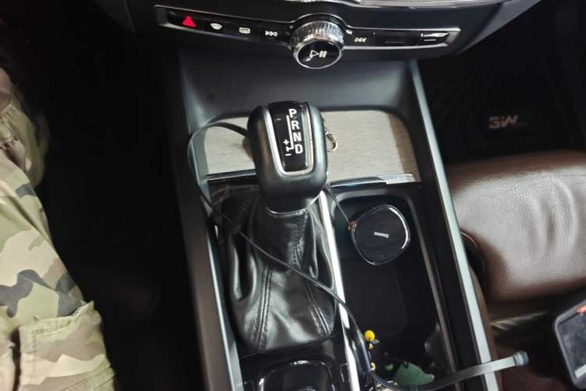 Used Volvo XC60 2020 T5 4x4 Smart Luxury Edition Gear Lever