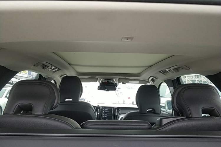 Used Volvo XC60 2020 T5 4x4 Zhiyi Luxury Edition Headliner