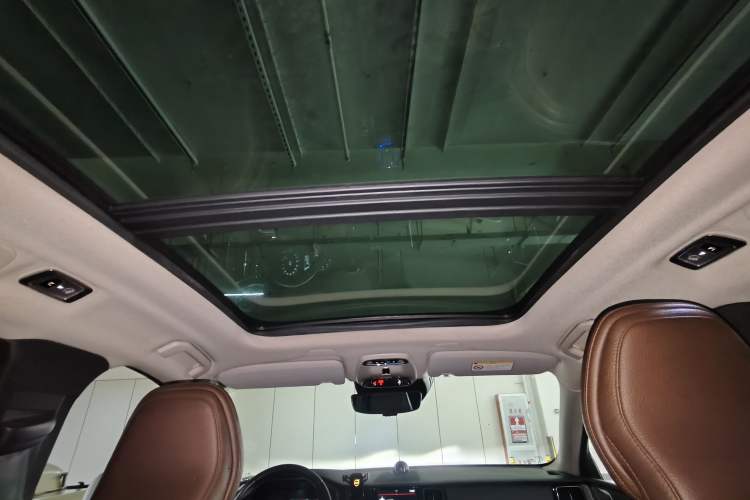 Used Volvo XC60 2020 T5 4x4 Smart Luxury Edition Headliner