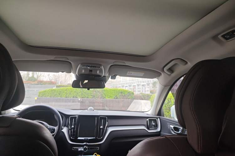 Used Volvo XC60 2020 T5 4x4 Zhiyi Luxury Edition Headliner