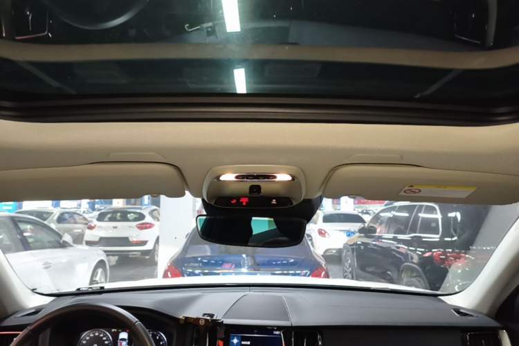 Used Volvo XC60 2020 T5 4x4 Smart Luxury Edition Headliner