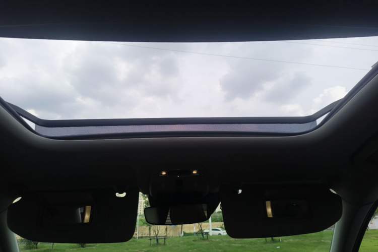 Used Volvo XC60 2020 T5 4x4 Smart Luxury Edition Headliner