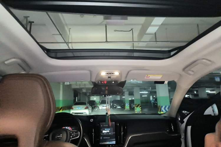Used Volvo XC60 2020 T5 4x4 Zhiyi Luxury Edition Headliner