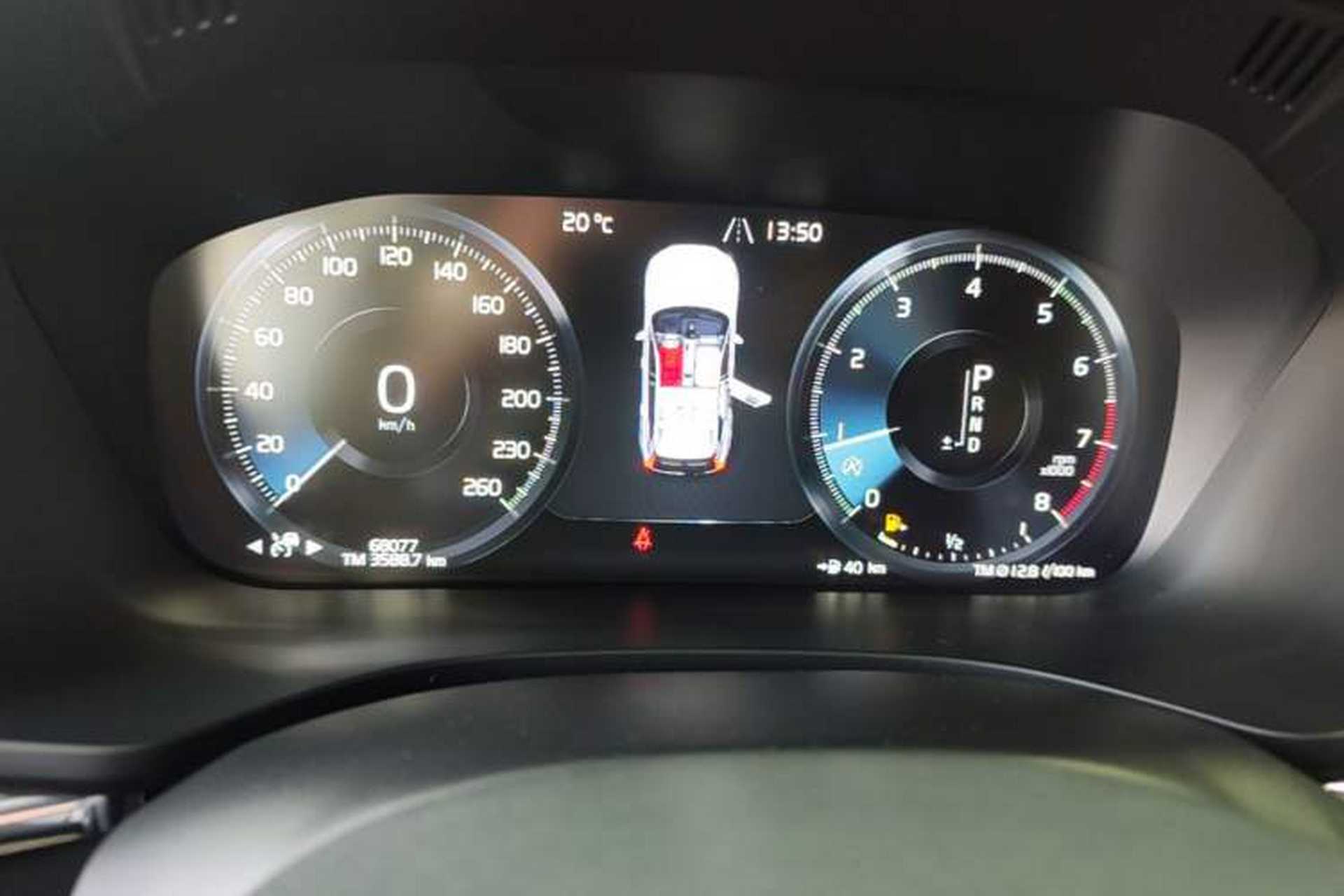 Used Volvo XC60 2020 T5 4x4 Smart Luxury Edition Instrument Cluster