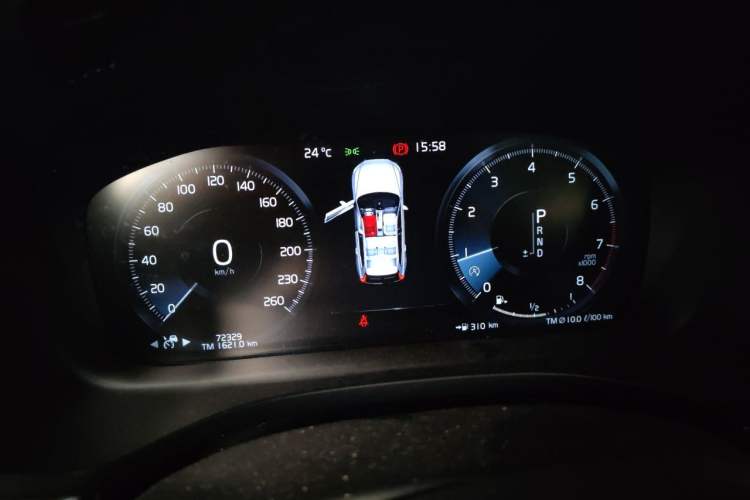 Used Volvo XC60 2020 T5 4x4 Smart Luxury Edition Instrument Cluster