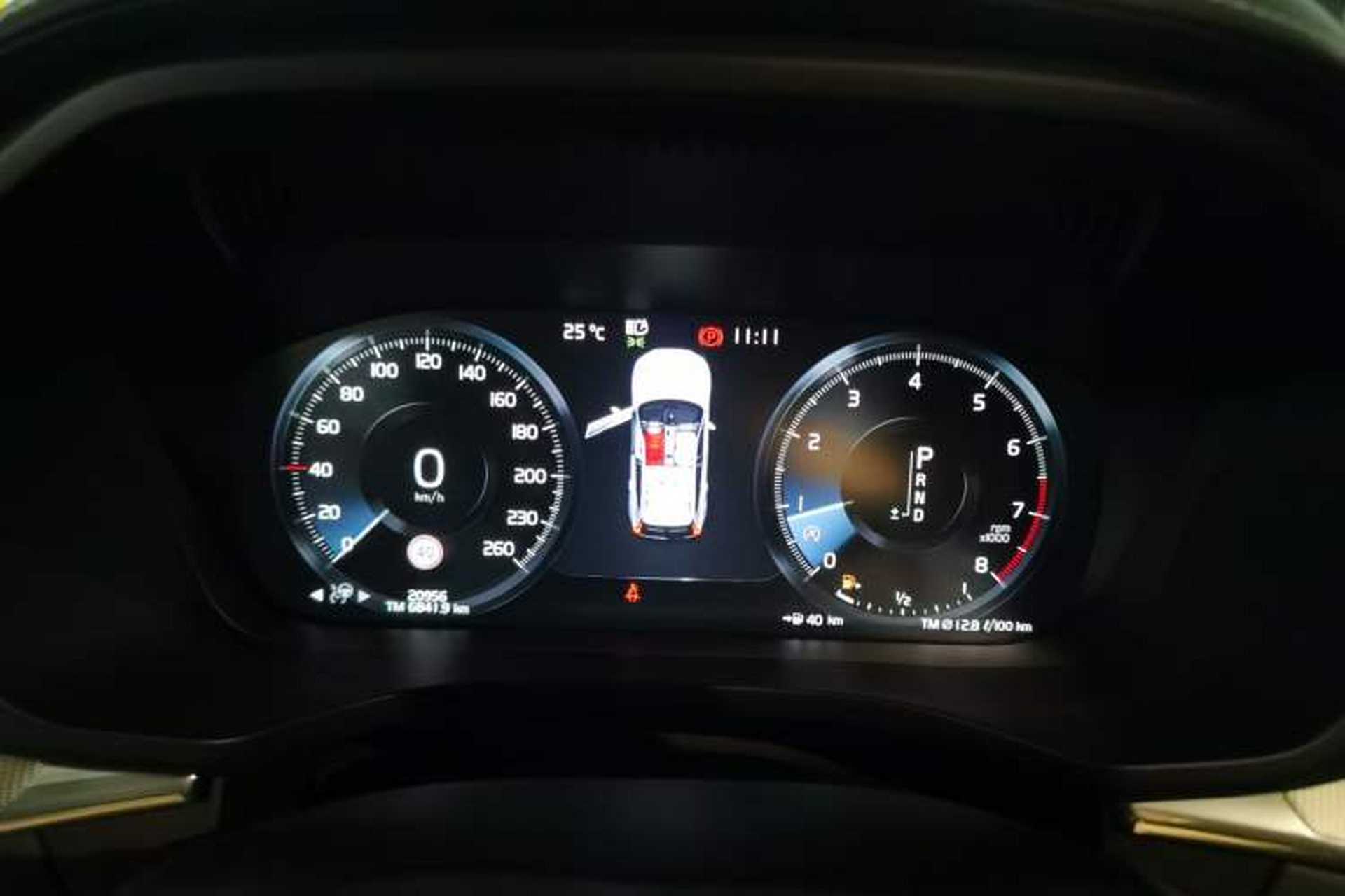 Used Volvo XC60 2020 T5 4x4 Smart & Dynamic Sport Edition Instrument Cluster