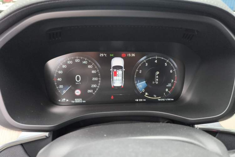 Used Volvo XC60 2020 T5 4x4 Smart Luxury Edition Instrument Cluster