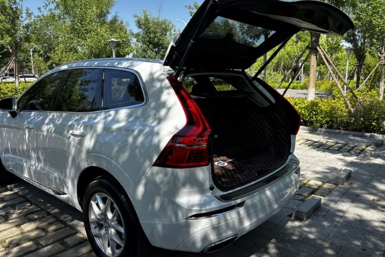 Used Volvo XC60 2020 T5 4x4 Zhiyi Luxury Edition Interior 11