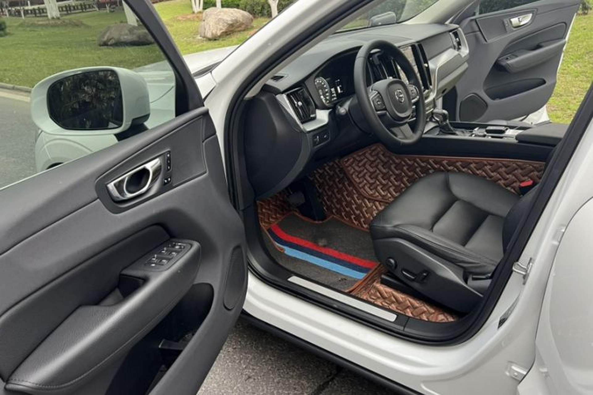 Used Volvo XC60 2020 T5 4x4 Zhiyi Luxury Edition Interior 2