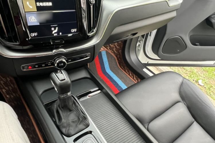 Used Volvo XC60 2020 T5 4x4 Zhiyi Luxury Edition Interior 3