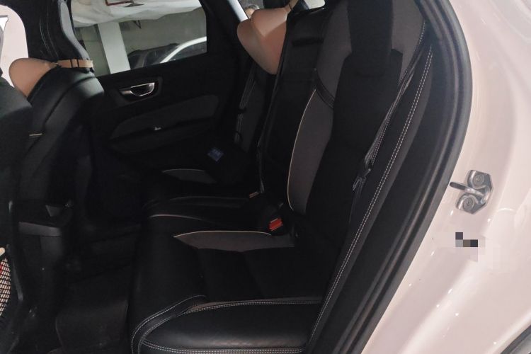 Used Volvo XC60 2020 T5 4x4 Smart & Dynamic Sport Edition Interior 4