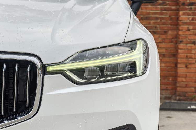 Used Volvo XC60 2020 T5 4x4 Smart Luxury Edition Left Front Headlight