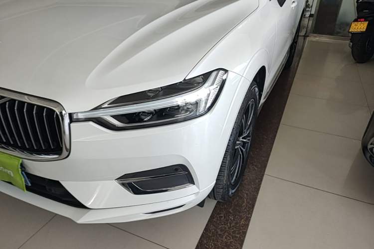 Used Volvo XC60 2020 T5 4x4 Smart Luxury Edition Left Front Headlight