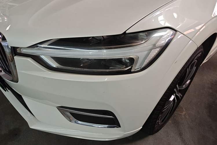 Used Volvo XC60 2020 T5 4x4 Smart Luxury Edition Left Front Headlight