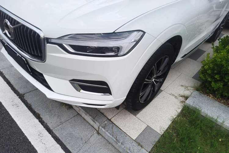 Used Volvo XC60 2020 T5 4x4 Smart Luxury Edition Left Front Headlight