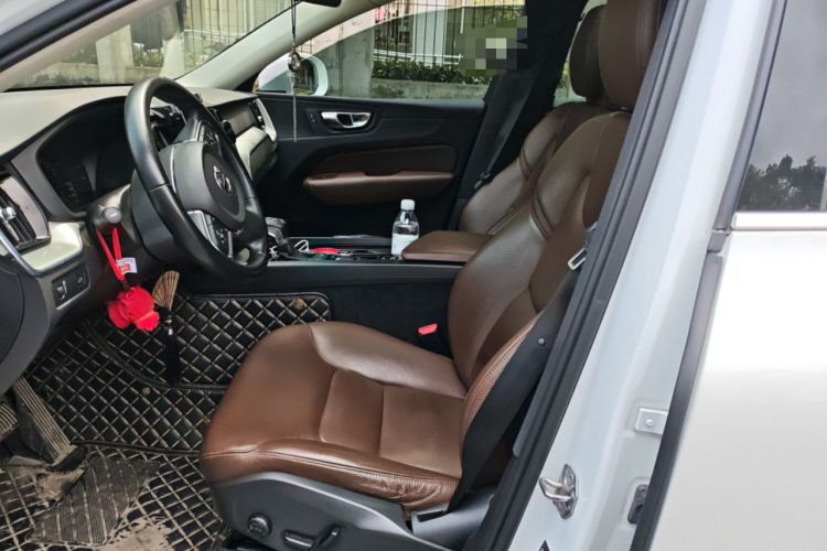 Used Volvo XC60 2020 T5 4x4 Zhiyi Luxury Edition Left Front Seat