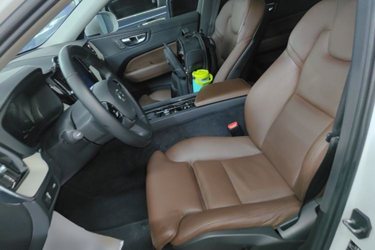 Used Volvo XC60 2020 T5 4x4 Smart Luxury Edition Left Front Seat