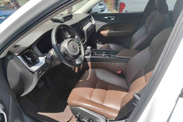 Used Volvo XC60 2020 T5 4x4 Zhiyi Luxury Edition Left Front Seat
