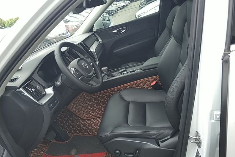 Used Volvo XC60 2020 T5 4x4 Zhiyi Luxury Edition Left Front Seat