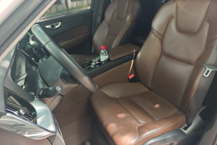 Used Volvo XC60 2020 T5 4x4 Zhiyi Luxury Edition Left Front Seat