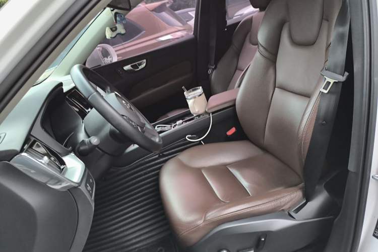 Used Volvo XC60 2020 T5 4x4 Zhiyi Luxury Edition Left Front Seat