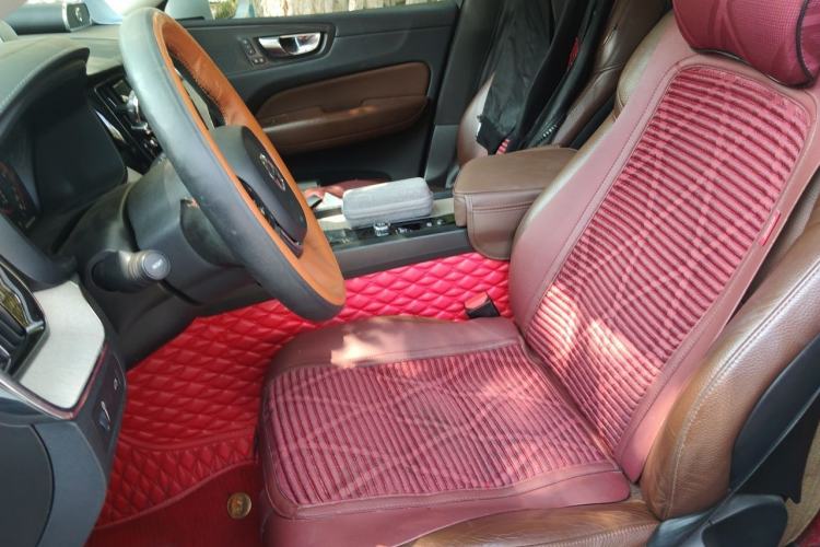 Used Volvo XC60 2020 T5 4x4 Smart Luxury Edition Left Front Seat