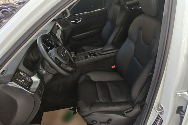 Used Volvo XC60 2020 T5 4x4 Zhiyi Luxury Edition Left Front Seat