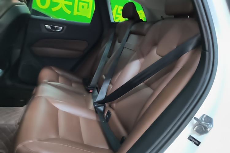 Used Volvo XC60 2020 T5 4x4 Zhiyi Luxury Edition Left Rear Seat