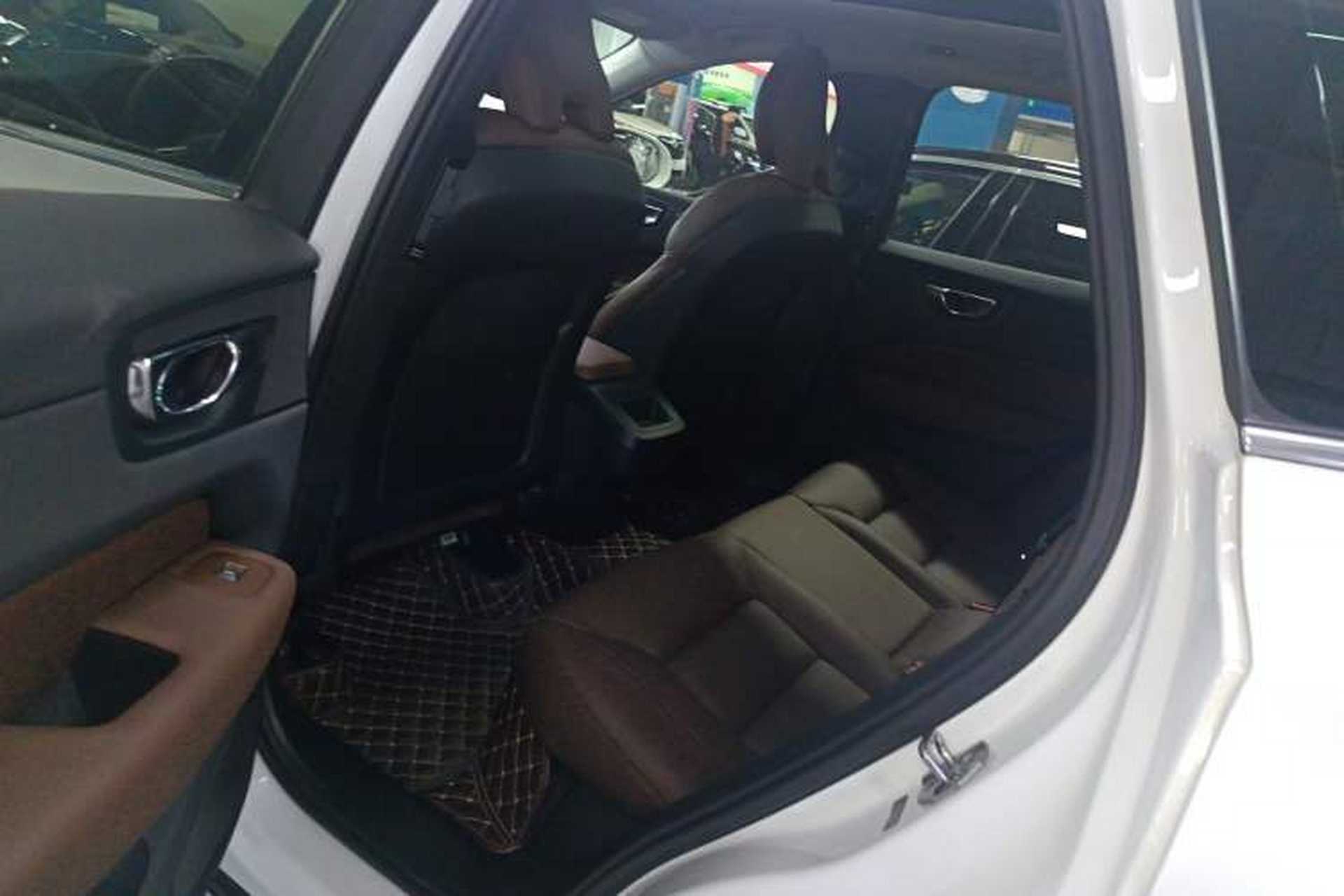 Used Volvo XC60 2020 T5 4x4 Zhiyi Luxury Edition Left Rear Seat