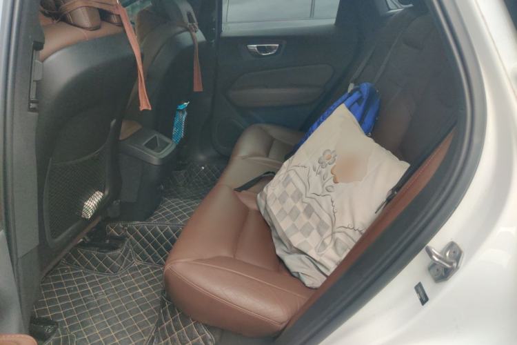 Used Volvo XC60 2020 T5 4x4 Smart Luxury Edition Left Rear Seat