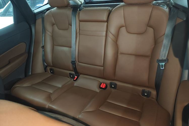 Used Volvo XC60 2020 T5 4x4 Zhiyi Luxury Edition Left Rear Seat
