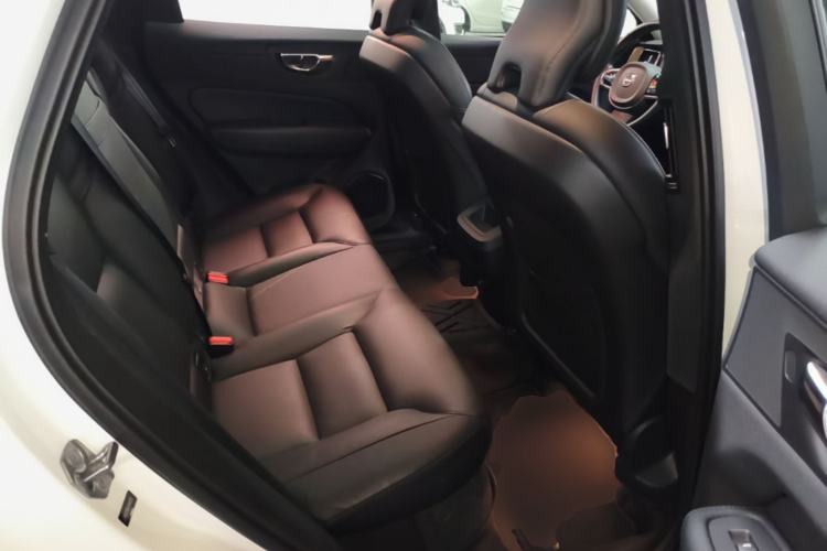 Used Volvo XC60 2020 T5 4x4 Smart Luxury Edition Left Rear Seat