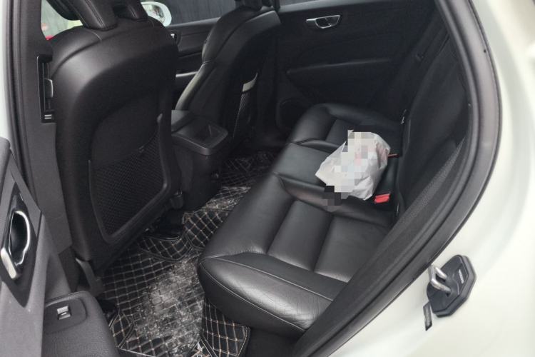 Used Volvo XC60 2020 T5 4x4 Smart Luxury Edition Left Rear Seat