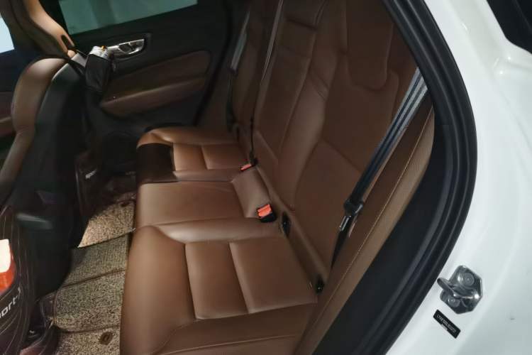 Used Volvo XC60 2020 T5 4x4 Smart Luxury Edition Left Rear Seat