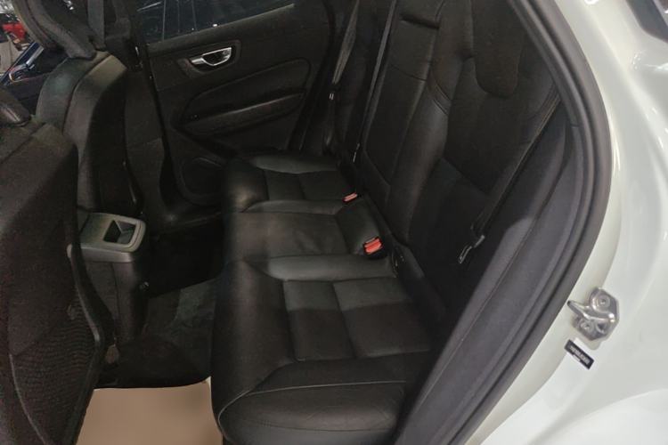 Used Volvo XC60 2020 T5 4x4 Zhiyi Luxury Edition Left Rear Seat