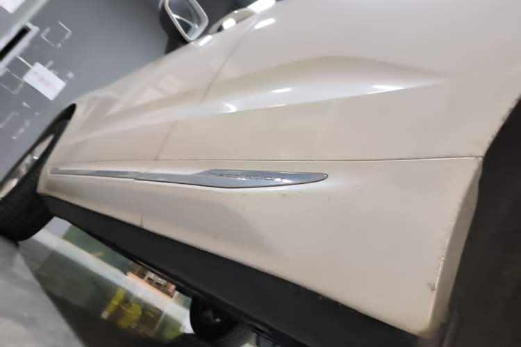 Used Volvo XC60 2020 T5 4x4 Zhiyi Luxury Edition Left Side Sill