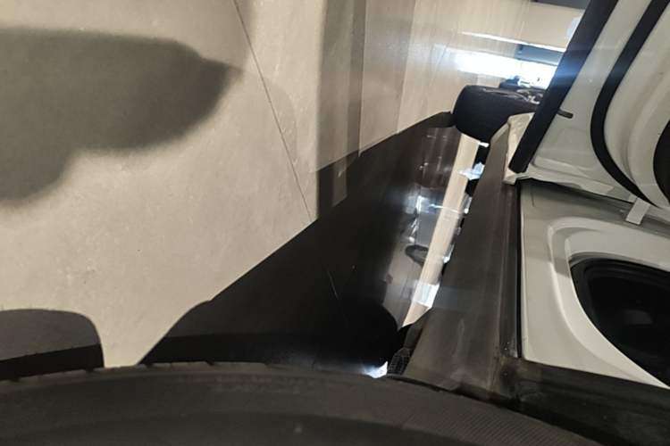 Used Volvo XC60 2020 T5 4x4 Smart Luxury Edition Left Side Sill