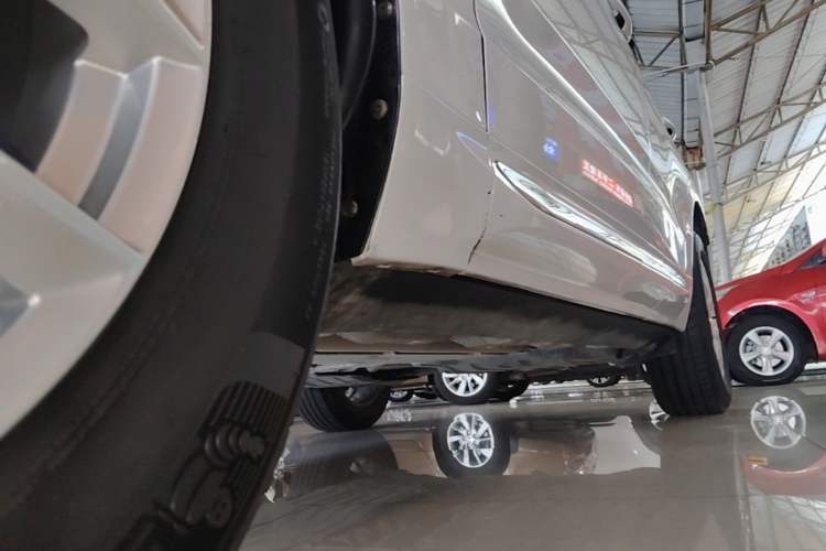 Used Volvo XC60 2020 T5 4x4 Zhiyi Luxury Edition Left Side Sill