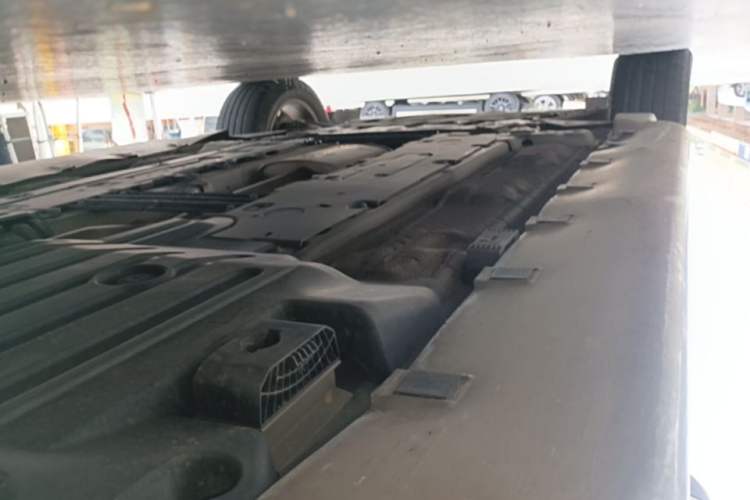 Used Volvo XC60 2020 T5 4x4 Zhiyi Luxury Edition Left Side Sill