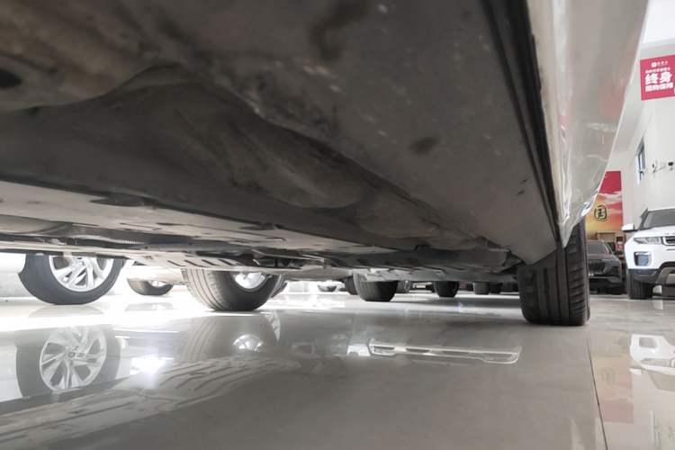 Used Volvo XC60 2020 T5 4x4 Zhiyi Luxury Edition Left Side Sill