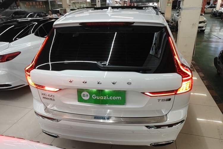 Used Volvo XC60 2020 T5 4x4 Zhiyi Luxury Edition Rear