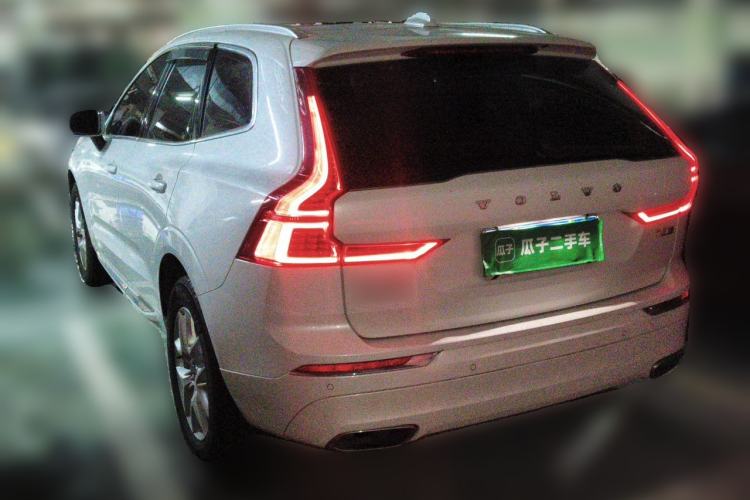 Used Volvo XC60 2020 T5 4x4 Zhiyi Luxury Edition Rear Left 45 Deg