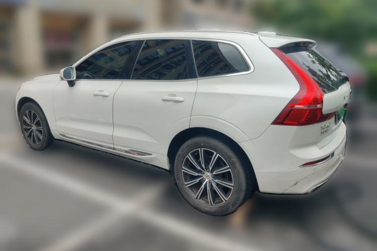 Used Volvo XC60 2020 T5 4x4 Smart Luxury Edition Rear Left 45 Deg