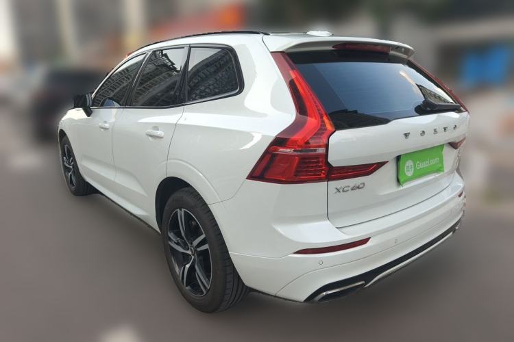 Used Volvo XC60 2020 T5 4x4 Smart & Dynamic Sport Edition Rear Left 45 Deg