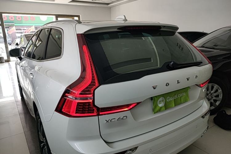 Used Volvo XC60 2020 T5 4x4 Smart Luxury Edition Rear Left 45 Deg