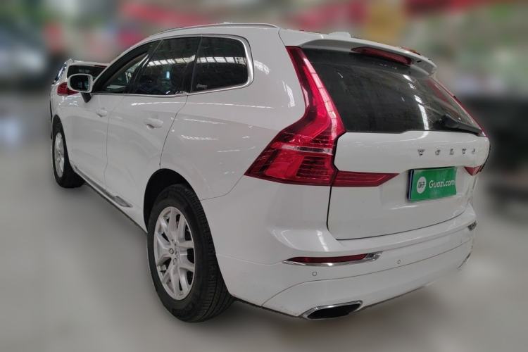 Used Volvo XC60 2020 T5 4x4 Zhiyi Luxury Edition Rear Left 45 Deg